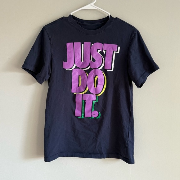 Nike t shirt - Picture 1 of 4